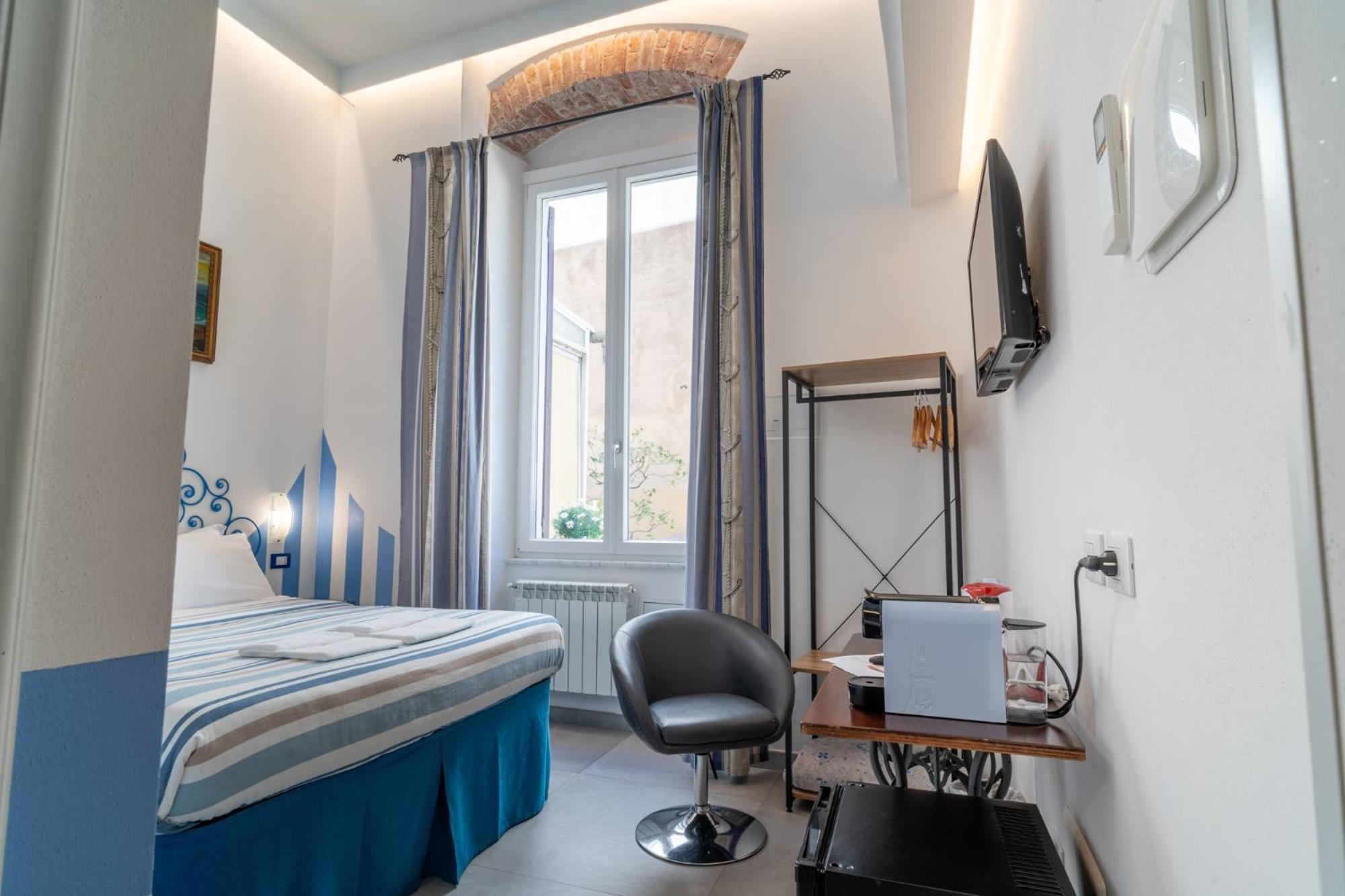 Teresa Rooms & Suites La Spezia Ngoại thất bức ảnh