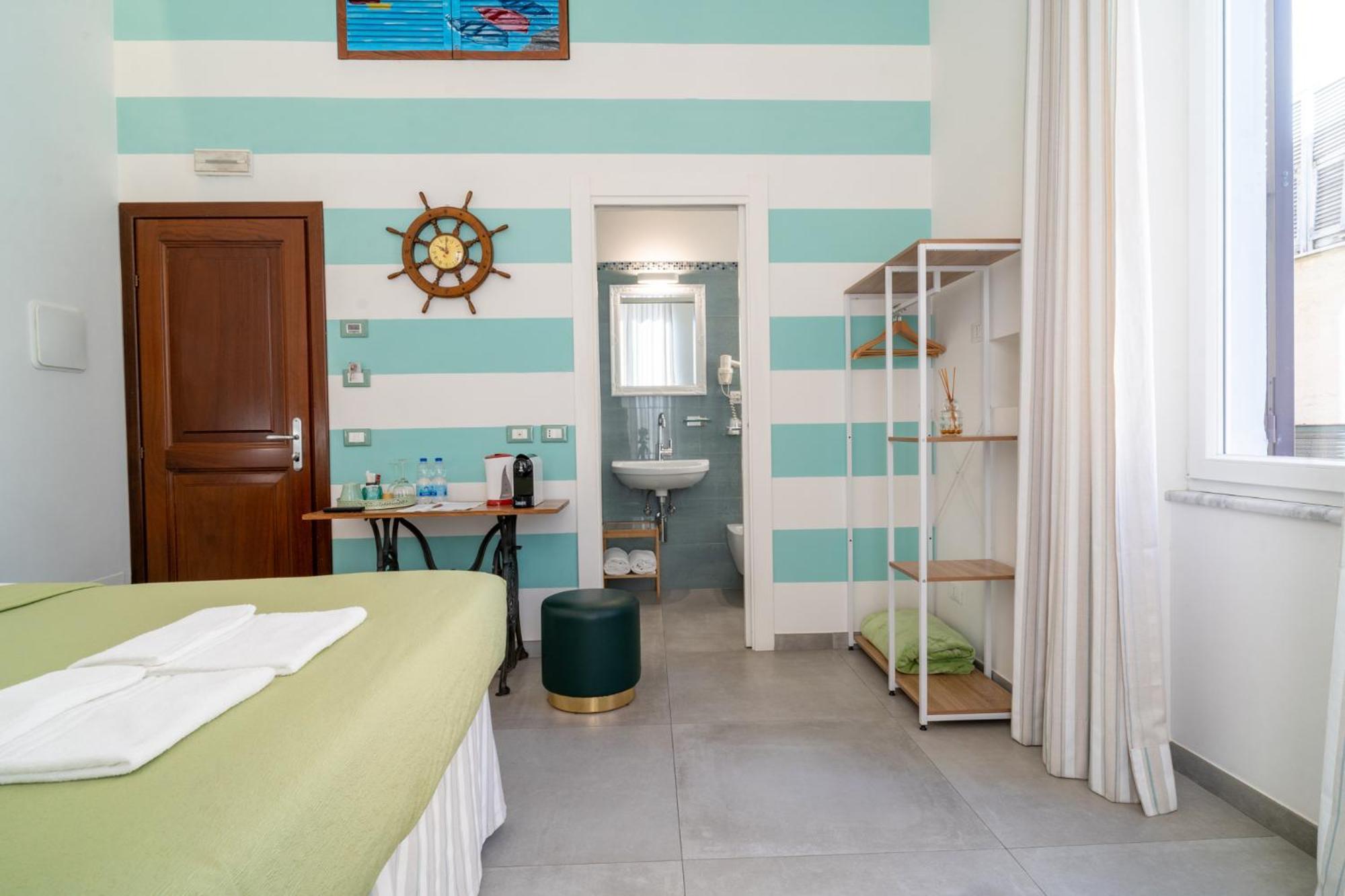 Teresa Rooms & Suites La Spezia Ngoại thất bức ảnh